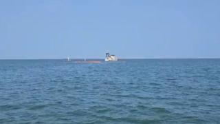 Explozie pe un cargo turcesc, în Marea Neagră. Nava de marfă a lovit o mină marină în apropiere de Sulina