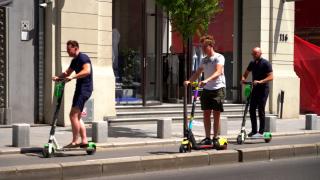RCA obligatoriu pentru trotinete şi biciclete. Ce prevede proiectul de lege