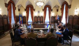 Ședința CSAT a început. "Războiul" împotriva drogurilor, pe ordinea de zi