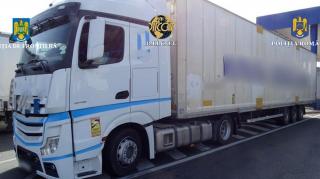 Șofer de TIR turc, prins drogat la volan în Vama Calafat. Ce au găsit polițiștii de frontieră în cabina autotrenului