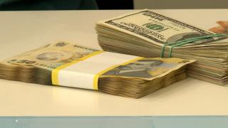 Cine sunt bugetarii care vor primi mai mulţi bani. Schimbări majore odată cu noua lege a salarizării