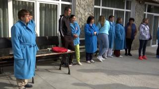 Protest la Sanatoriul din Predeal. Angajaţii se plâng că nu îşi primesc salariile la timp şi nu au materiale pentru îngrijirea pacienţilor