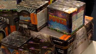 Condamnat cu amânare, după ce a orbit parţial o tânără. Bărbatul a aruncat o petardă în femeia care venise să vadă focul de artificii din noaptea de Revelion