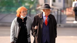 Coaliţia stă pe un butoi cu pulbere după noua lege a pensiilor. Cinci milioane de români nu ştiu dacă vor primi majorările promise