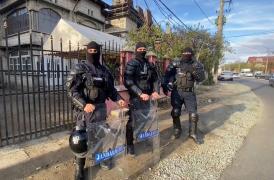 Mascaţii au luat cu asalt celebra comună Sinteşti. Cum s-a îmbogăţit mafia afacerilor cu fier vechi, pe parcursul a şase ani