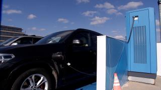 Joi începe "Rabla Plus". Care este valoarea ecotichetelor pentru cei care-şi doresc maşini electrice