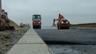 Când vom putea circula pe autostrada care se leagă Capitala de Siret. Moldova, singura regiune istorică decuplată de la infrastructură