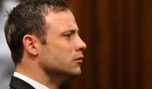 Fostul atlet paralimpic Oscar Pistorius va fi eliberat condiţionat, la 10 ani după ce şi-a ucis iubita cu o pușcă de vânătoare