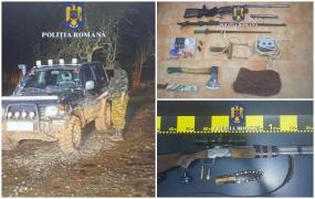 Un vânător amator a semănat panică printre localnici, după ce a început să tragă la întâmplare pe un câmp din Arad. Polițiștii au descoperit un adevărat arsenal în mașina lui