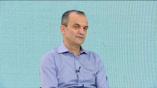Medicul Cătălin Cîrstoveanu, supranumit Îngerul Copiilor, erou pentru o mamă şi copilul ei: "Era cu mâinile goale pe câmp, a fost un moment mai mult decât super eroic"