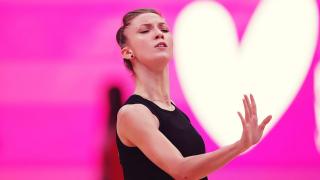 Donaţie anonimă de 3.600 de euro pentru Andreea Verdeş, marea campioană a gimnasticii ritmice