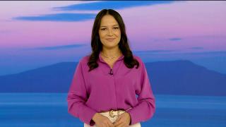 Observator de bine, 6 decembrie 2023. În Târgu Mureş a fost amplasat un brad de 10 metri, confecţionat din fulare aduse din toate colţurile lumii