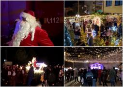Oraşele din ţară îmbracă rând pe rând hainele de sărbătoare. La Iaşi, Moș Crăciun a venit cu mașina pompierilor pentru a aprinde luminiţele
