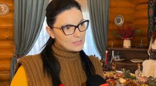 Firmele care fac un profit uriaş de sărbători. Unul din patru români apelează la serviciile lor: "Online se poate face comanda"