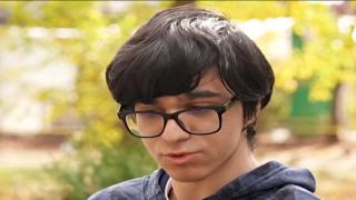 Donaţie de 12.000 de euro pentru ca Ionut să îşi poată cumpăra proteza de care are nevoie