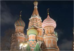 Fără artificii şi luminiţe de Crăciun în mai multe oraşe din Rusia. Statul economiseşte bani pentru achiziţionarea echipamentului militar