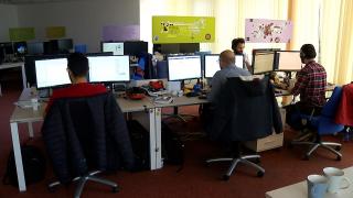 Bugetul pe 2024: amnistie pentru micii evazionişti, taxarea la sânge a mediului privat şi măriri pentru primari pe motiv că "muncesc cel mai mult"