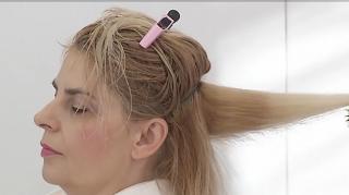 Ce poartă femeile de Crăciun în 2023. Cererile la saloane au explodat de acum o lună, iar clientele lasă o avere pentru a arăta impecabil