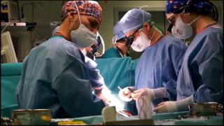 Miracol de Crăciun: Matei a primit o inimă nouă printr-o tehnică revoluționară, după o intervenţie de 13 ore făcută în Italia