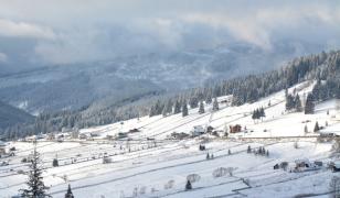 Staţiunile preferate de români pentru petrecerea de Revelion, datorită preţurilor mici. Poiana Braşov şi Valea Prahovei au fost detronate
