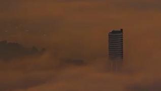 Întârzieri pe bandă rulantă pe aeroportul din Cluj din cauza ceţii. Cei care au reuşit să decoleze au avut parte de un peisaj spectaculos