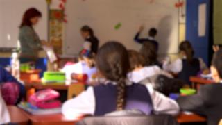 Pedepse extrem de dure pentru profesorii care fac meditaţii cu elevii de la clasă. Ce a decis Ministerul Educaţiei