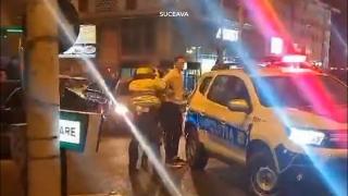 Martorii povestesc cum a fost potolit șoferul din Suceava care a blocat circulația la McDonald's. "L-au scos cu japca"