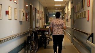 Sistemul sanitar în colaps: 4.500 de medici specialişti ar trebui să fie angajaţi până la finalul acestei luni, dar posturile sunt în continuare blocate