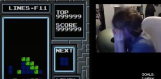 Un băiat de 13 ani devine primul jucător care a reuşit să termine jocul Tetris