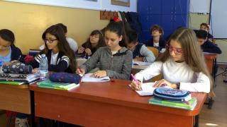 Elevii încep de azi modulul al treilea din anul şcolar. Urmează însă vacanţa mobilă sau de schi, care diferă în funcţie de fiecare inspectorat
