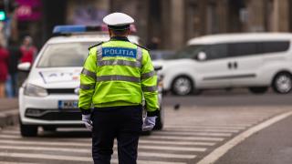 Situație absurdă în Poliție: ofițerii din promoția 1998 se pensionează deja, la nici 50 de ani. Un fost polițist explică decizia