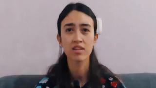 Hamas a publicat o filmare cu trei ostatici israelieni și avertizează că "va decide soarta lor". De ce nu răspunde Israelul