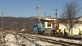 Trenurile între Cluj şi Oradea, suspendate timp de doi ani. Ce soluţii au găsit autorităţile pentru oamenii care circulau pe această rută