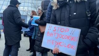 Continuă protestul din Sănătate. Dacă negocierile vor eşua, medicamentele vor fi plătite din buzunarul medicilor: cât costă tratamentul unui cardiac sau al unui diabetic