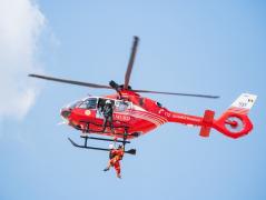 Intervenţie pe Masivul Retezat, după ce unui drumeţ i s-a făcut rău şi nu s-a mai putut mişca. A fost recuperat cu elicopterul SMURD