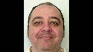 Ultimele cuvinte ale primului american executat cu azot. Şi-a ţinut respiraţia cât de mult a putut: "A început să se zvârcolească şi să se zbată"