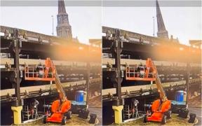 Turnul unei biserici vechi de 200 de ani s-a prăbuşit în centrul unui oraș din SUA