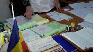 Impozitul de 10% din concediul medical ar putea fi eliminat. Ministerul Sănătăţii vrea scutirea doar pentru bolnavii de cancer