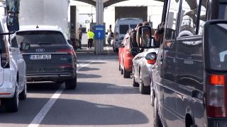 Graniţe blocate de fermierii bulgari. Coloanele de TIR-uri s-au întins pe mai bine de 5 km