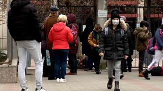 Afacerea care merge ca pe roate în această perioadă. Oamenii sunt dispuşi să scoată din buzunare şi 500 de euro