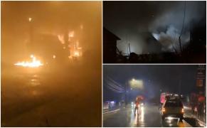 Service auto cuprins de flăcări, în Curtea de Argeş. Proprietarul a sărit să stingă singur focul, ca să-şi salveze afacerea