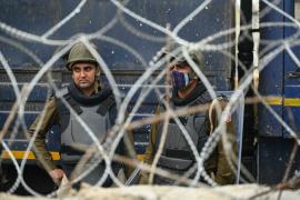 Protestele fermierilor se extind şi în Asia. Poliţia indiană i-a respins cu gaze lacrimogene pe agricultorii care voiau să blocheze New Delhi