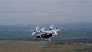 Oraşul din lume unde turiştii vor putea călători cu taxiul zburător. Aeronava va putea atinge peste 300 de km/h