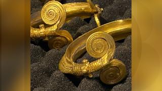 Cum au ajuns 3 brăţări preistorice româneşti să fie licitate la Monaco pe zeci de mii de euro, drept relicve celtice. Poveste cusută cu aţă albă