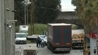 Elev de 17 ani, spulberat mortal de un şofer român de TIR, în Italia. Bărbatul a fugit d ela locul faptei