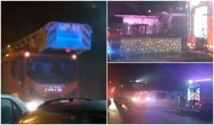 Incendiu puternic în Năvodari. Pompierii s-au luptat zeci de minute cu flăcările