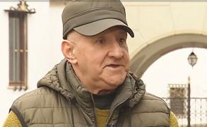 Eugen a restaurat cândva frontonul de la Casa Elisabeta, azi a rămas doar cu nostalgia fostei vieţi. Poveştile neştiute ale oamenilor care au învăţat să o ia de la capăt