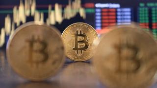 Record istoric pentru Bitcoin. A trecut de pragul de 69.000 de dolari. Ascensiune meteorică de aproape 160%