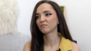 Afacerea prin care Daniela îşi triplează veniturile. Are în paralel şi un job de birou: banii vin din toate părţile