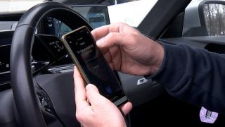 Guvernul vrea să schimbe regulile în ridesharing. Şoferii ameninţă că vor renunţa să mai ofere astfel de servicii